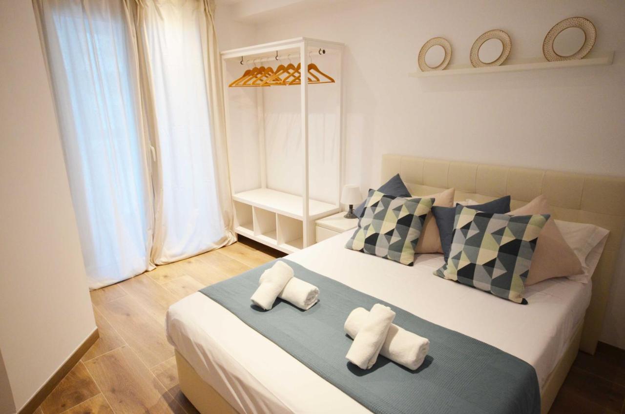 Golive Deluxe Apartment Cambrils Exterior photo